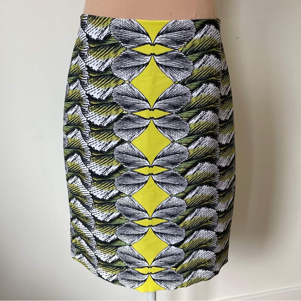 Nicole Miller Artelier Power Mesh Geometric Abstract Leaf Carter Pencil Skirt 10
